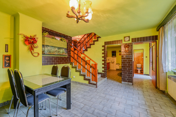Prodej domu 437 m², Vrčeň