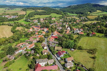 Prodej domu 437 m², Vrčeň