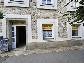 Pronájem obchodních prostor 60 m², Chrudim