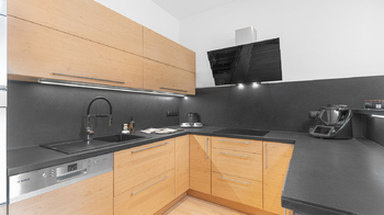 Prodej bytu 2+kk v osobním vlastnictví 67 m², Praha 9 - Prosek