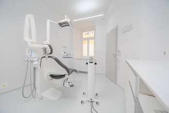 Ordinace - Pronájem komerčního prostoru 112 m², Praha 2 - Nové Město 