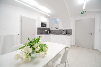 Zázemí - Pronájem komerčního prostoru 112 m², Praha 2 - Nové Město