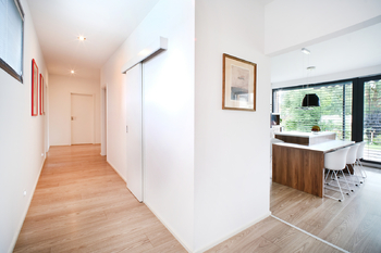 Obývací pokoj + chodba - Prodej domu 130 m², Vřesina
