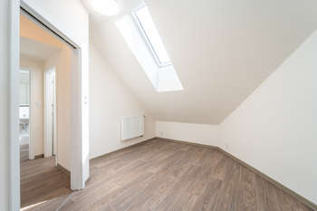 Ložnice - Pronájem bytu 2+kk 51 m², Unhošť