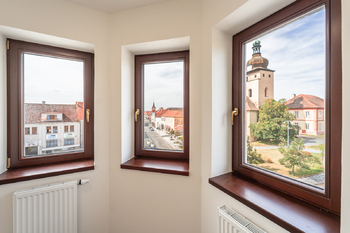 Výhled z pracovny je k nezaplacení - Pronájem bytu 2+kk 62 m², Unhošť