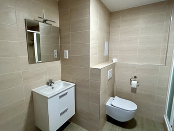 Pronájem bytu 2+kk v osobním vlastnictví 51 m², Hradec Králové