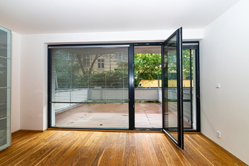 Pronájem bytu 1+kk v osobním vlastnictví 38 m², Praha 8 - Libeň