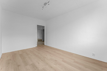 Prodej bytu 3+1 v družstevním vlastnictví 78 m², Praha 8 - Kobylisy