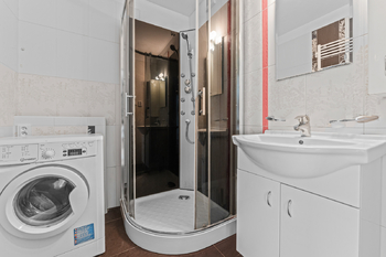 Prodej bytu 3+1 v družstevním vlastnictví 78 m², Praha 8 - Kobylisy
