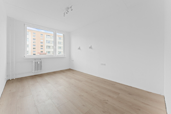 Prodej bytu 3+1 v družstevním vlastnictví 78 m², Praha 8 - Kobylisy