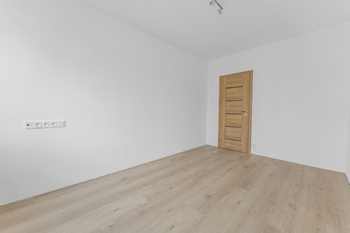 Prodej bytu 3+1 v osobním vlastnictví 81 m², Praha 8 - Kobylisy