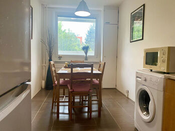 Pronájem bytu 3+1 v družstevním vlastnictví 75 m², Praha 4 - Háje