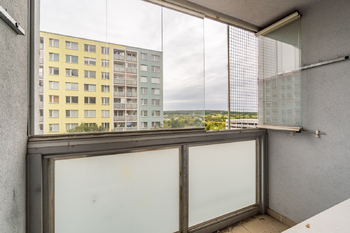 Lodžie - Prodej bytu 3+kk v osobním vlastnictví 67 m², Praha 9 - Černý Most