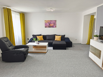 Pronájem kancelářských prostor 50 m², Neratovice