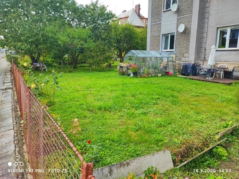 zahrada - Prodej bytu 2+1 v osobním vlastnictví 67 m², Jeseník