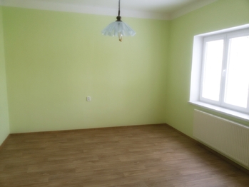 pokoj - Prodej bytu 2+1 v osobním vlastnictví 67 m², Jeseník