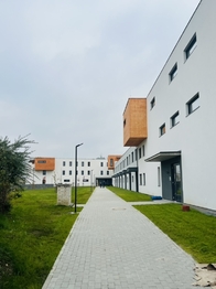 Pronájem bytu 1+kk v osobním vlastnictví 53 m², Praha 9 - Hostavice