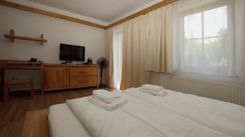 Prodej ubytovacího zařízení 1630 m², Hostinné