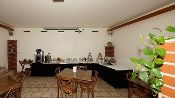 Prodej ubytovacího zařízení 1630 m², Hostinné