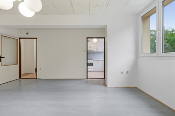 Prodej bytu 3+1 v družstevním vlastnictví 77 m², Praha 10 - Uhříněves