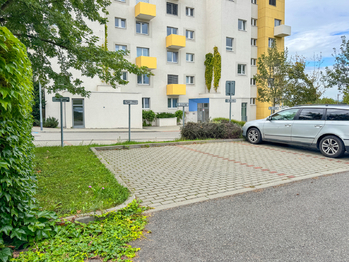 Prodej garážového stání, Brno