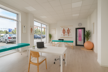 Pronájem komerčního prostoru 64 m², Milovice