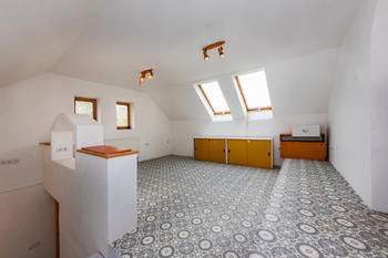 Prodej zemědělského objektu 160 m², Všechlapy