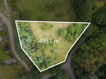 Prodej pozemku 4951 m², Průhonice
