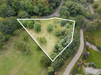 Prodej pozemku 4951 m², Průhonice
