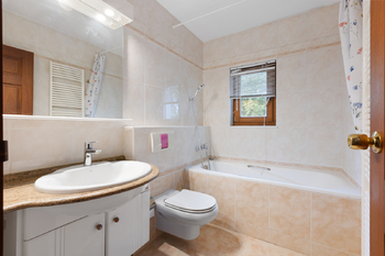 Prodej domu 500 m², Úhonice