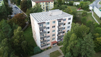 Pohled na dům - Prodej bytu 1+1 v osobním vlastnictví 44 m², Třebíč 