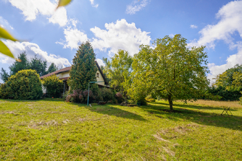 Prodej pozemku 3323 m², Buková u Příbramě