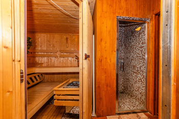 Prodej ubytovacího zařízení 309 m², Kněževes