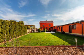 Prodej ubytovacího zařízení 309 m², Kněževes