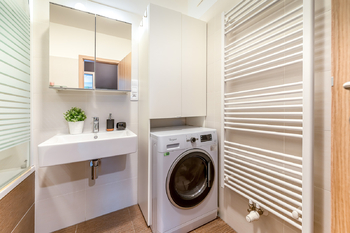 Prodej bytu 3+kk v osobním vlastnictví 98 m², Praha 10 - Malešice