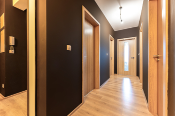 Prodej bytu 3+kk v osobním vlastnictví 98 m², Praha 10 - Malešice