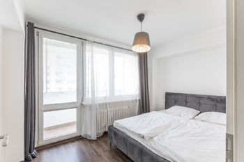 Pronájem bytu 3+kk v družstevním vlastnictví 66 m², Praha 6 - Vokovice