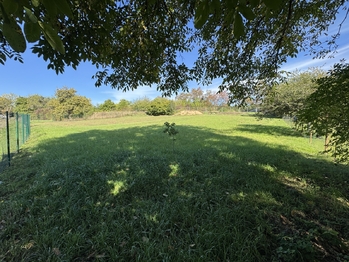 Prodej pozemku 2244 m², Třebenice