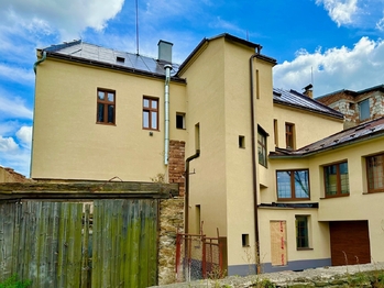 Prodej nájemního domu 333 m², Hlinsko