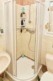 Pronájem bytu 2+1 v osobním vlastnictví 48 m², Praha 4 - Nusle