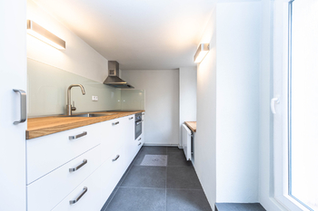 Pronájem kancelářských prostor 53 m², Praha 5 - Smíchov