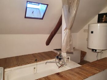 Sprcha v podkroví - Prodej chaty / chalupy 75 m², Sepekov