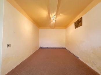 Pokoj - Prodej domu 61 m², Vestec