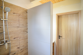 koupelna - Prodej chaty / chalupy 95 m², Milovice