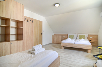 ložnice I - Prodej chaty / chalupy 95 m², Milovice