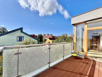 Pronájem bytu 3+kk v osobním vlastnictví 110 m², Praha 8 - Kobylisy