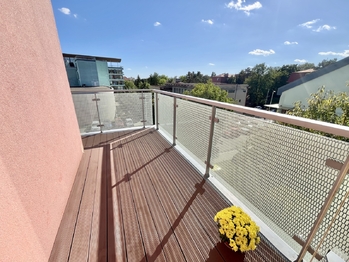 Pronájem bytu 3+kk v osobním vlastnictví 110 m², Praha 8 - Kobylisy