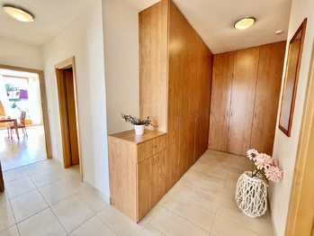 Pronájem bytu 3+kk v osobním vlastnictví 110 m², Praha 8 - Kobylisy