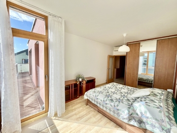 Pronájem bytu 3+kk v osobním vlastnictví 110 m², Praha 8 - Kobylisy