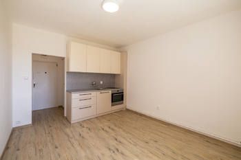 Prodej bytu 1+kk v osobním vlastnictví 20 m², Znojmo